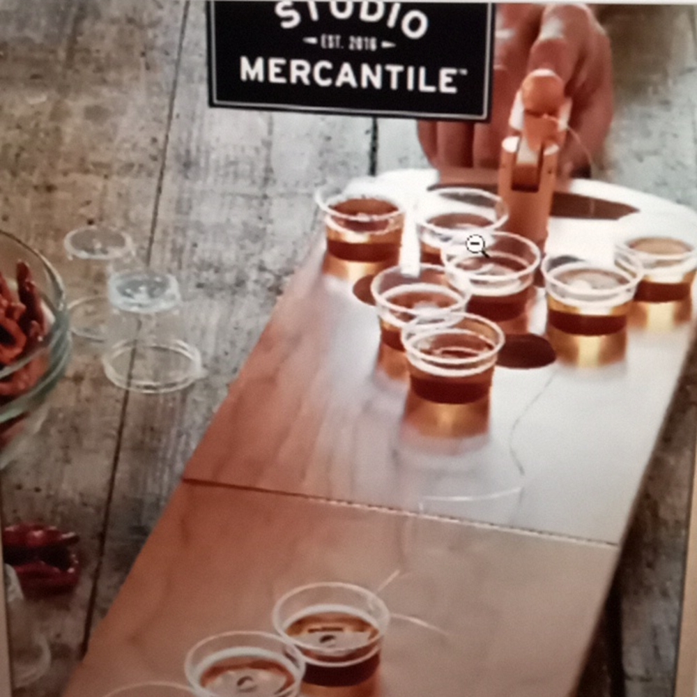 Mini 🍺 Beer Pong - Picture 3 of 7